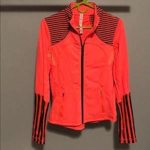 Final sale! LULULEMON. Neon/bright track jacket. Fitted